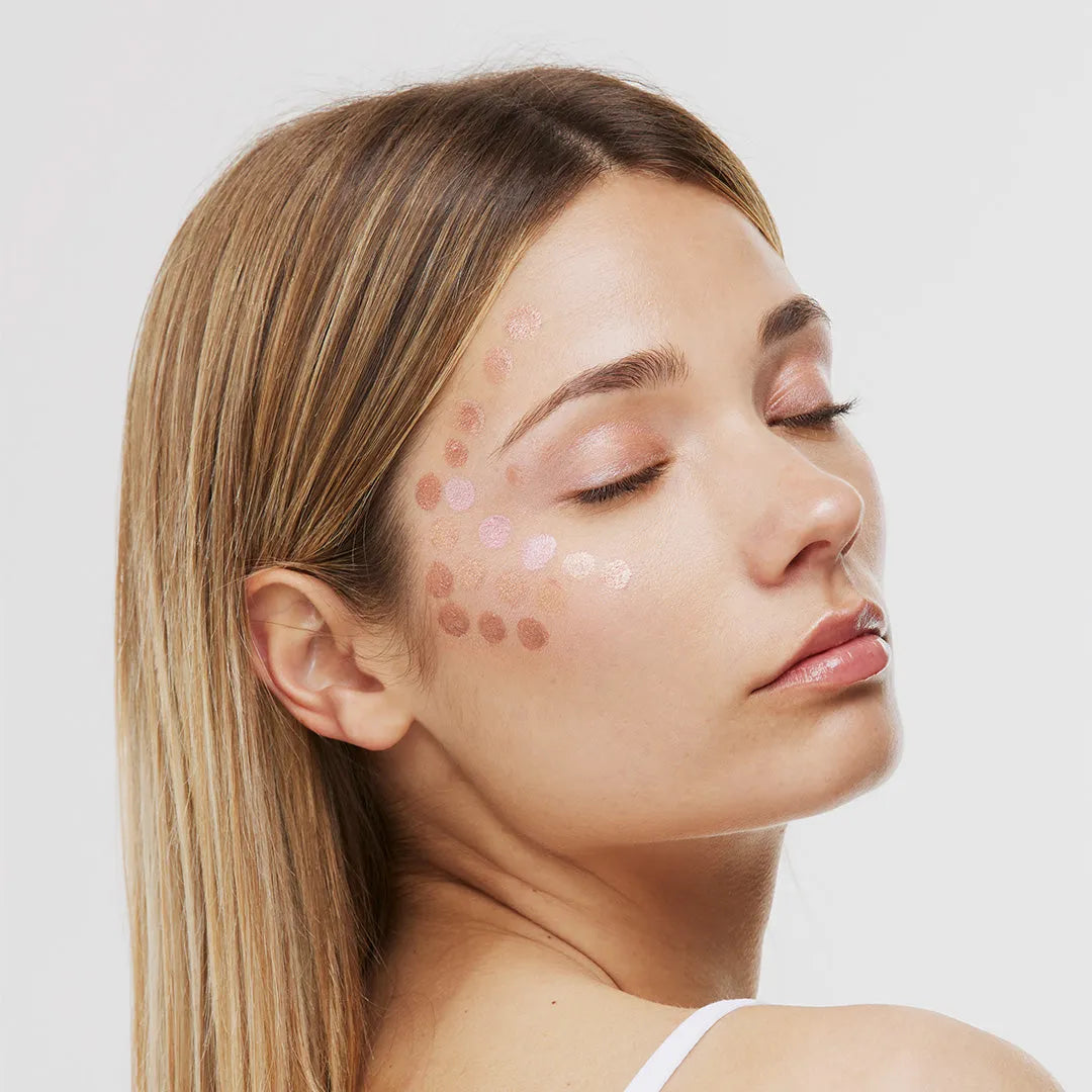 ICONIC MAKE UP CAPSULE